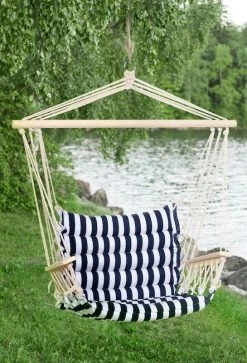 4Living Raita Riippuistuin Mustavalkoinen