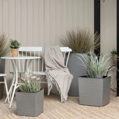 4Living Dluto ECO Ruukku 30x30x31 Cm Hiekka 6 4Living Dluto ECO Ruukku 30x30x31 Cm Hiekka -Veke kauppa 4living dluto ruukku 30x30 vaaleanharmaa3