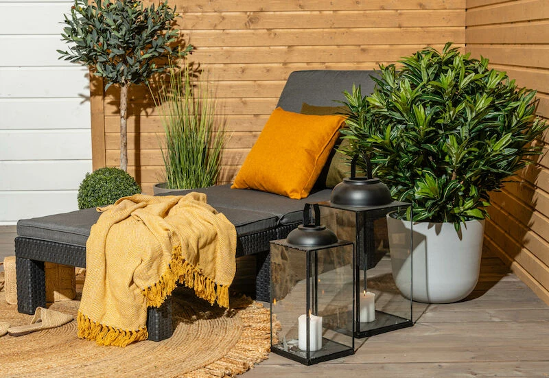 Keter Daytona Deluxe Aurinkotuoli Pehmusteella, Grafiitti 3 Keter Daytona Deluxe Aurinkotuoli Pehmusteella, Grafiitti - Image 3