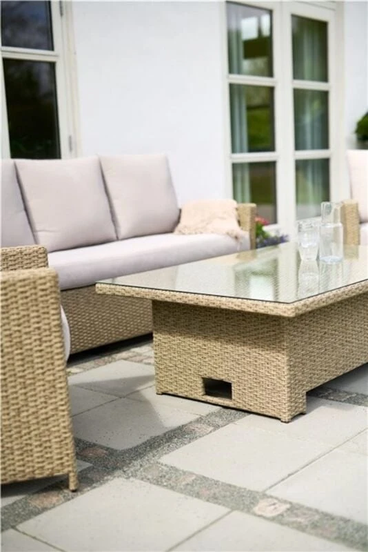 Outfit Elisa Sohvaryhmä Luonnonväri/hiekka 1 Outfit Elisa Sohvaryhmä Luonnonväri/hiekka