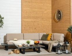 Veke Saima XL Avokulmasohva Musta/Texsilk Hiekka 4212 10 Veke Saima XL Avokulmasohva Musta/Texsilk Hiekka 4212 -Veke kauppa SAIMA XL avokulmasohva miljoossa