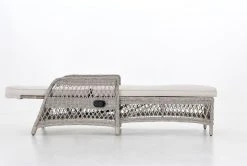 Vila Hven Aurinkotuoli Hiekan Värinen Polyrottinki/alumiini 11 Vila Hven Aurinkotuoli Hiekan Värinen Polyrottinki/alumiini -Veke kauppa Vila Hven aurinkotuoli hiekan varinen polyrottinki alumiini 0 0