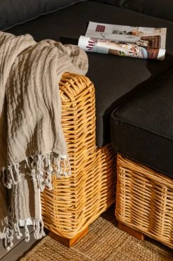 Veke Vorona 3-istuttava Rottinkisohva Luonnonväri/musta Pehmuste -Veke kauppa Vorona rottinkisohva miljoossa pete 18