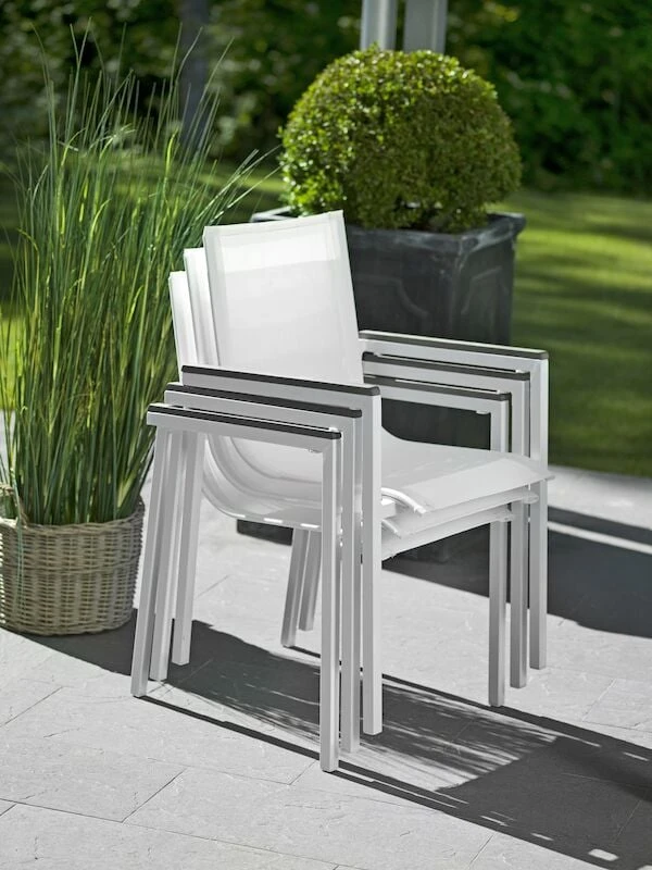 Hillerstorp Arlöv Puutarhatuoli Valkoinen/harmaa 2 Hillerstorp Arlöv Puutarhatuoli Valkoinen/harmaa - Image 2