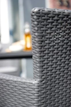 Keter Iowa Tuoli, Grafiitin Harmaa 9 Keter Iowa Tuoli, Grafiitin Harmaa -Veke kauppa iowa graphite clgrey details background 1