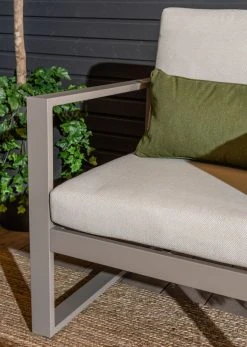 Veke Kallas Sohvaryhmä 3+1+1 Sohvapöydällä Greige/hiekka