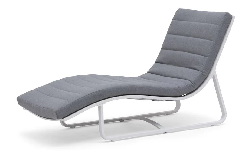 Hillerstorp Vilared Aurinkotuoli Valkoinen/harmaa 1 Hillerstorp Vilared Aurinkotuoli Valkoinen/harmaa